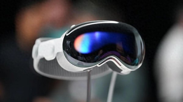 股票配资行情 库克力挺Vision Pro, 2027年重设计版本及智能眼镜计划曝光
